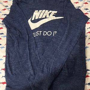 NWOT Nike sweatshirt
